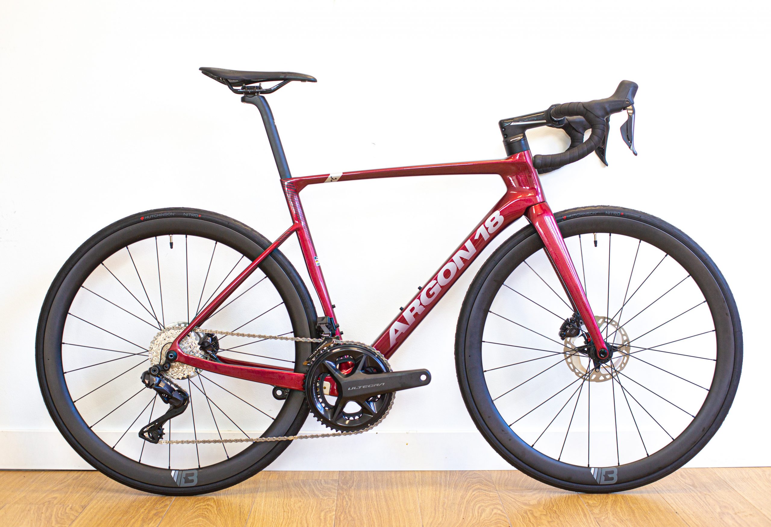 Sum Rouge Ultegra Di2 roues carbone