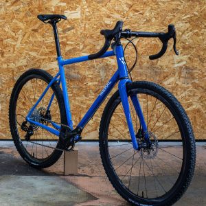 Meral Hansel monté avec groupe Campagnolo Ekar