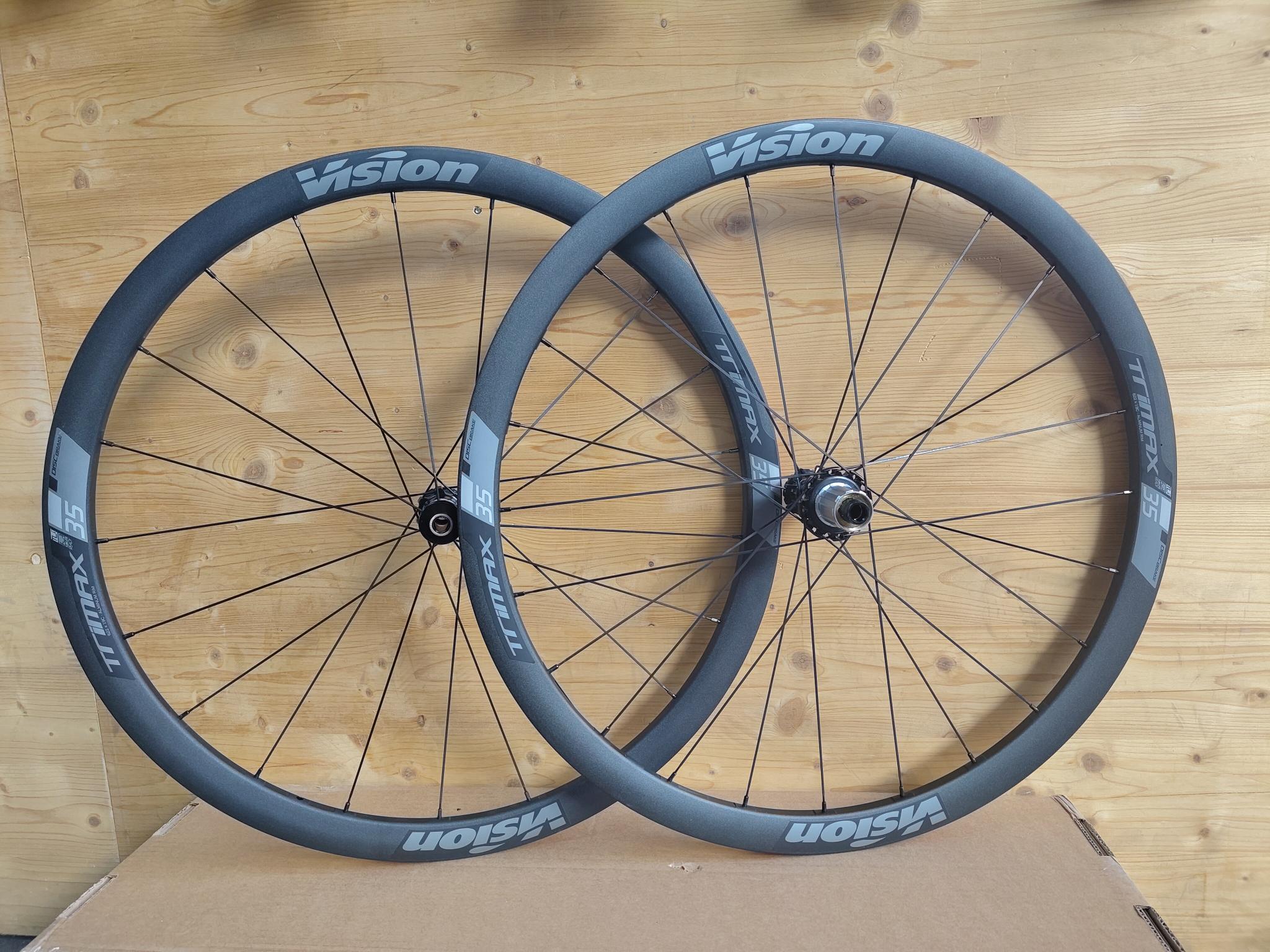 Paire de roues Vision Trimax 35